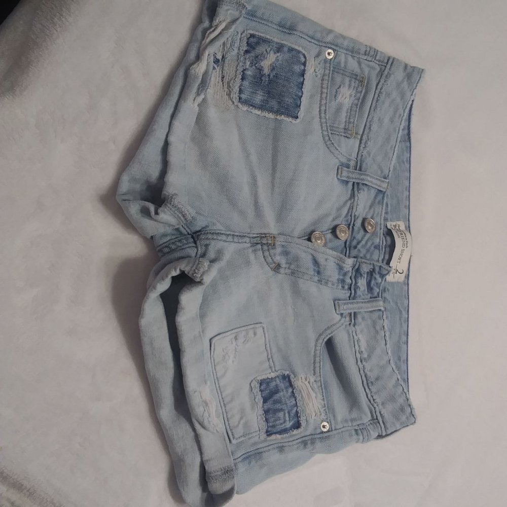 Abercrombie & Fitch Boyfriend short low rise size 2